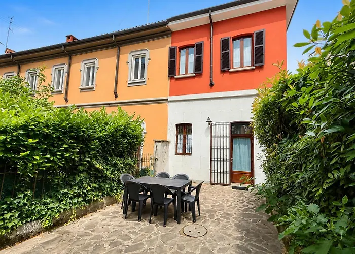 Rainbow District Mood Villa
