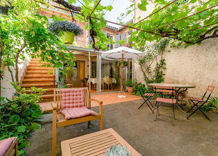 Cote Jardin