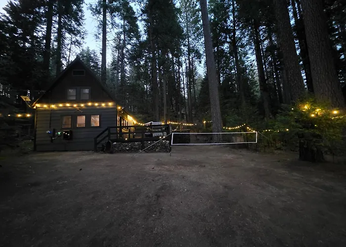 Cabin, Relaxation, Trails, Pinecrest Lake Getaway