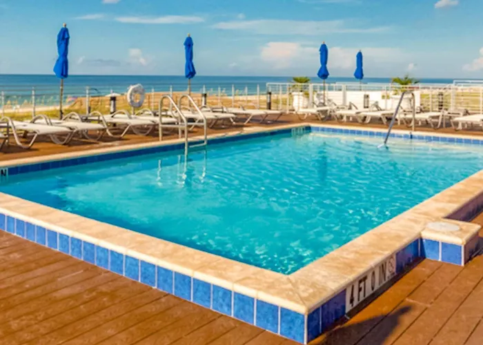 Gorgeous Townhouse Plenty Of Space Lots Of Games Shared Pool Close To Beach