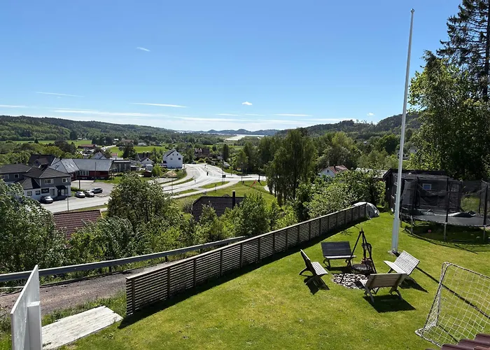 Leilighet Pa Ryentoppen Med Gapahuk
