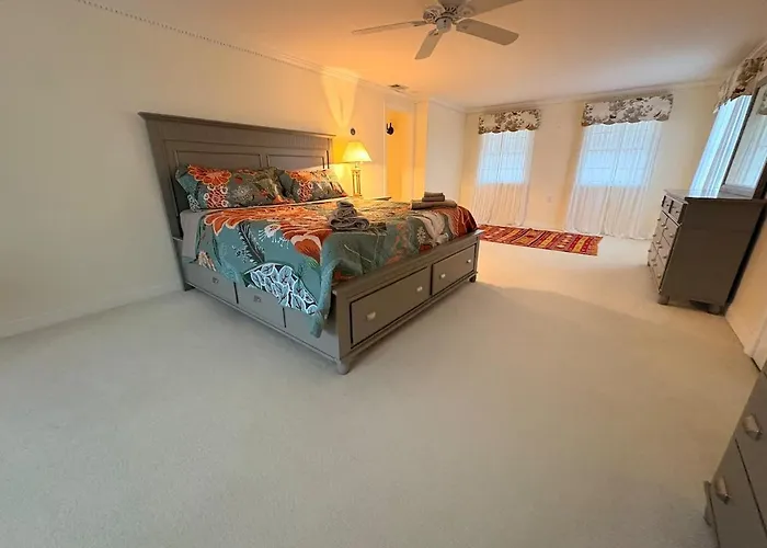 Four Acres Retreat