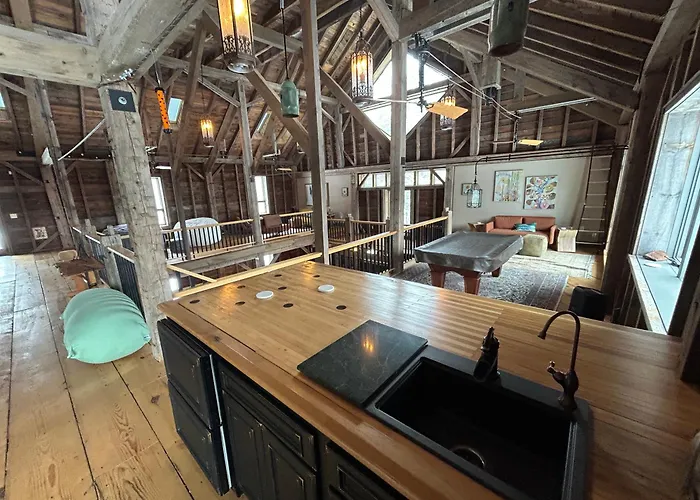 Moonrise Rest A Historic Mohawk Valley Retreat