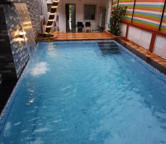 Yash Villa - 2 Bhk Ll Private Pool Ll Wifi Ll Tv Ll