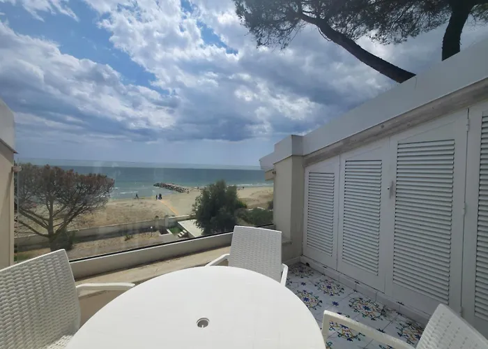 Villa I Delfini - Terracina Fronte Mare