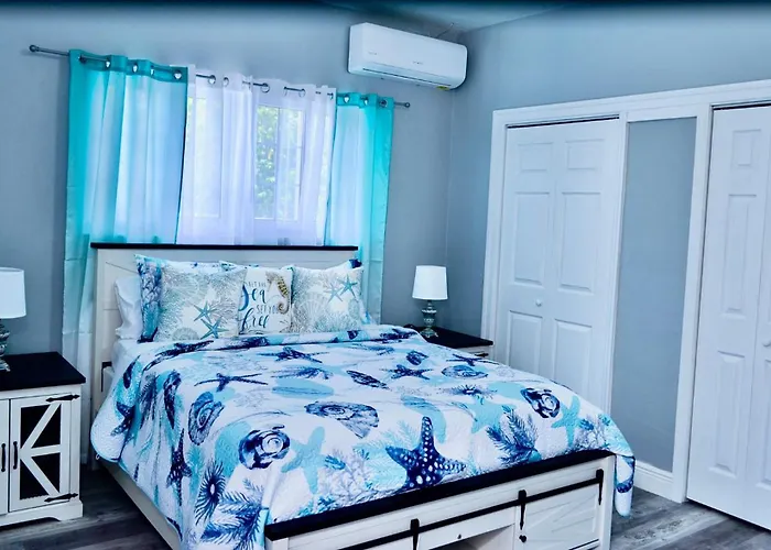 Villa By The Beach - Sleeps 6 Plus