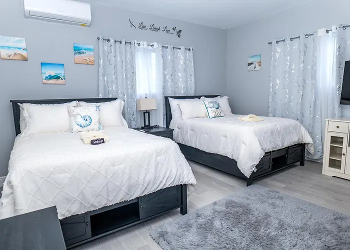 Villa By The Beach - Sleeps 6 Plus