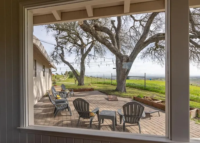 Paso Robles Wine Country Stay, Pool And Views