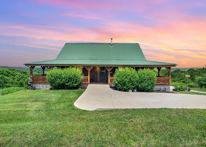 Majestic Oaks Resort