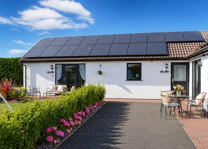 Lytton Tree Lodge Self-Catering Lodges