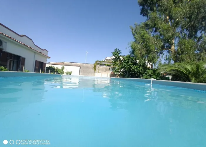 Design Villa, Eco,Pool, Fruit Garden Close To Sea