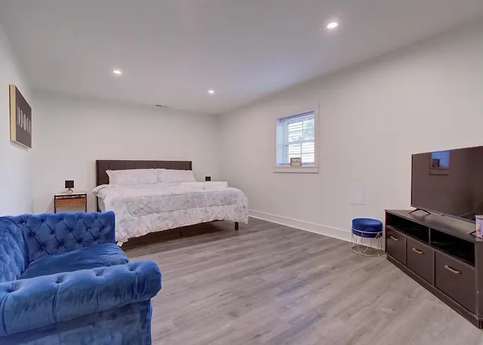 5Br Retreat Near Uva, Hospitals & Wineries - 30 Days Or More Only