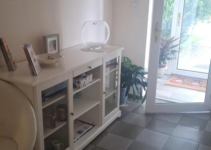 Hostel Pod Modrzewiem