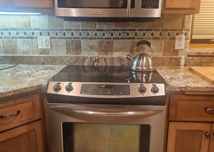 Urban Cabin Near Moa And Msp 31Day Stays Allowed