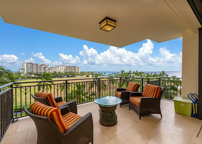 Hale Alani Resort-Style Stay