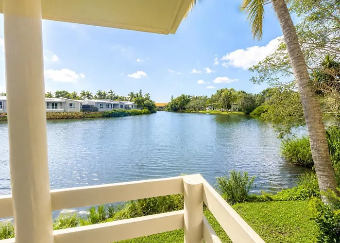 Lakeview Sanctuary - 300M To Beach - Resort Pool