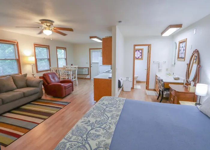 Over The Rainbow Suites