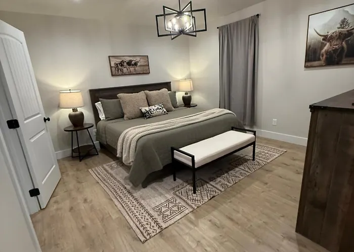 Home Town Mountain Lodging 2