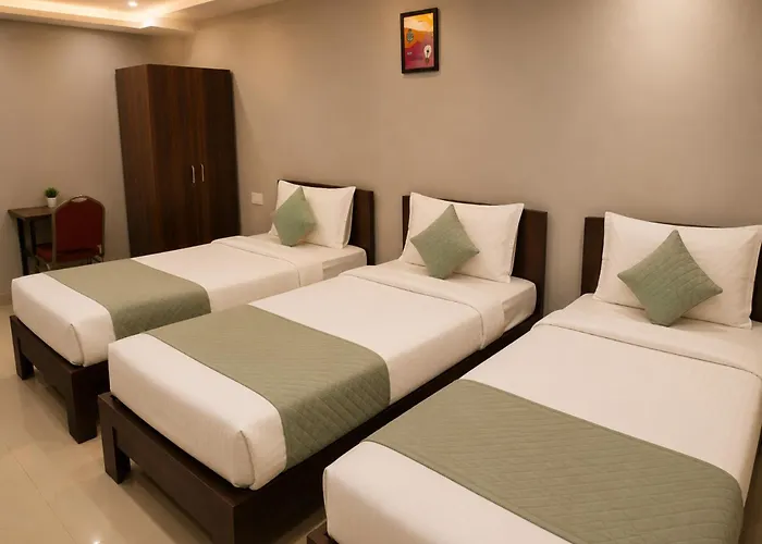 Hotel Rise Grand Kukatpally Near Hitex Exhibition Center & Nexus Mall, Yashoda Hospital