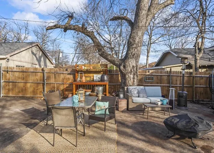 Guest House 2 Mi From Downtown Fort Worth