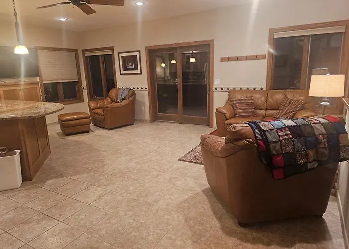 Urban Cabin Near Moa And Msp 31Day Stays Allowed