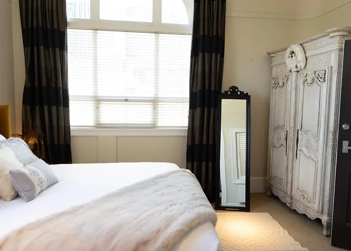 Suites At The Vault