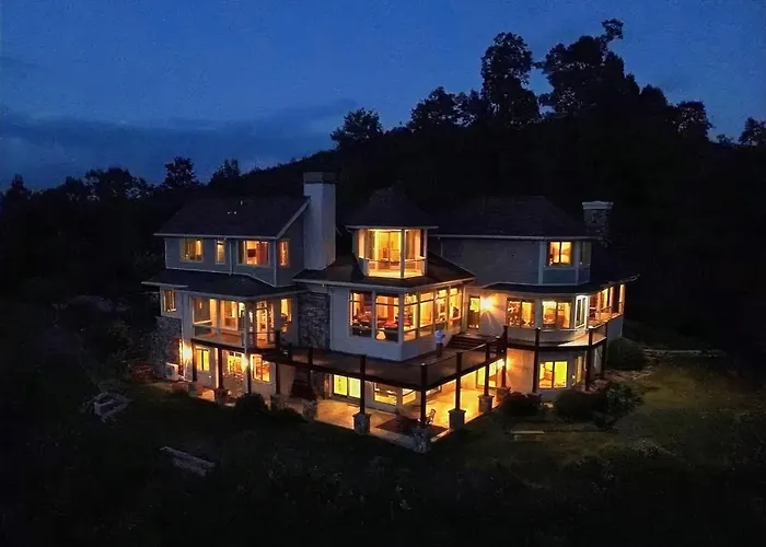 Luxury Mountaintop 2-Home Compound On 50 Acres, Sleeps 28, Black Mountain, Asheville