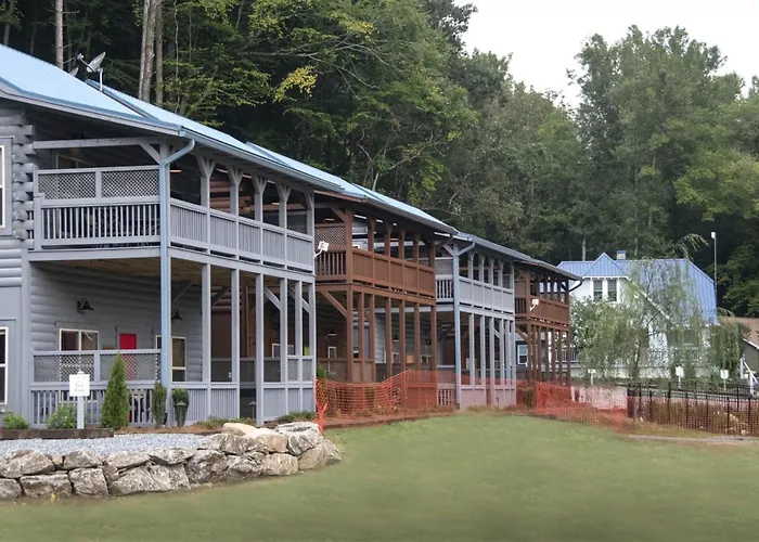 Cozy Cabin- One Bedroom In Downtown Bryson City