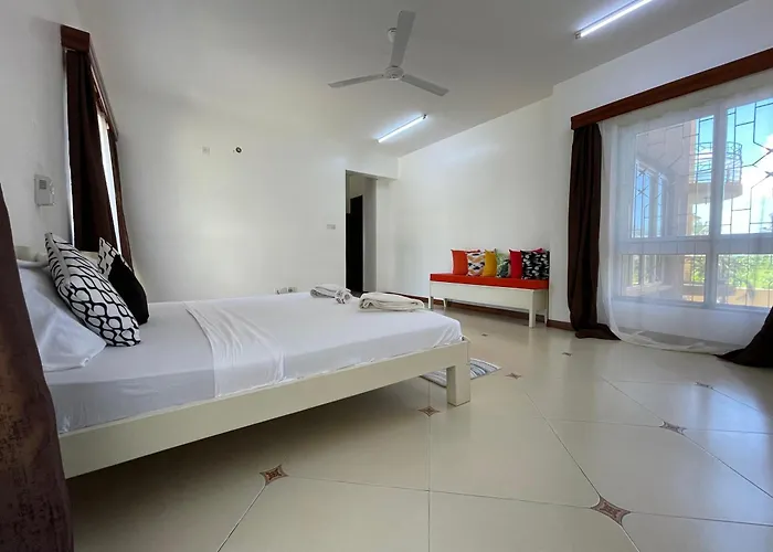 Ocean Cliff Homes 4 Bedroom Shared Apartment