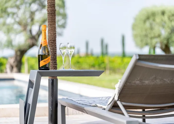 Le Prado - Vue 360 Piscine & Spa - Bersy Luxury Properties
