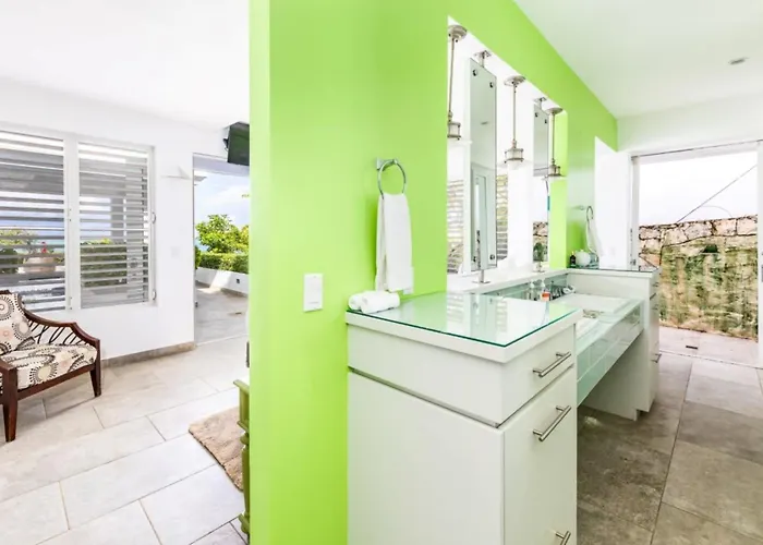 Villa Coral In Turks Caicos