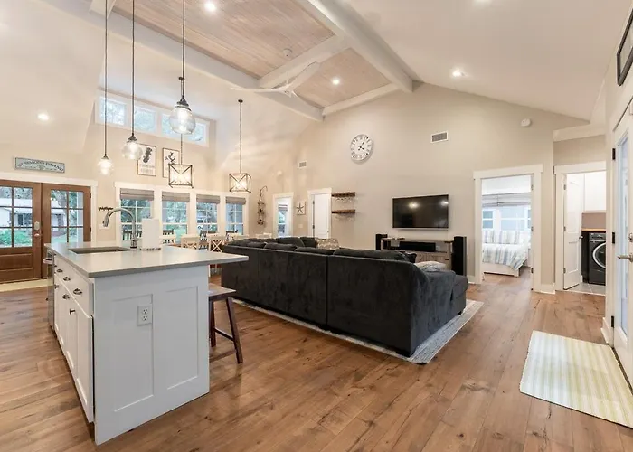 Luxury St Simons Island Vacation Rental - Private Pool Near Pier Village