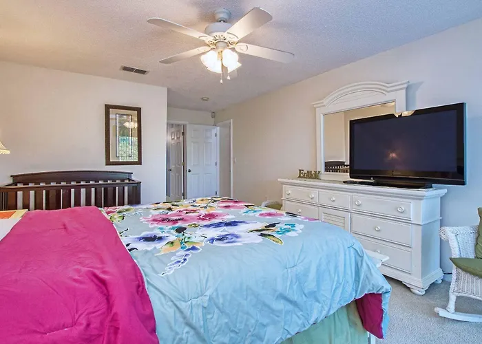 Mickey'S Lake Villa