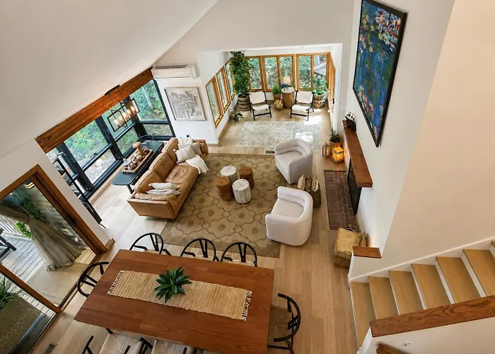 Cape Cod Villa