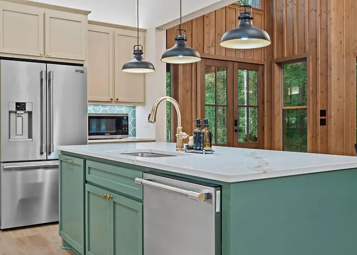 Lake Ouachita'S Luxury Lake House
