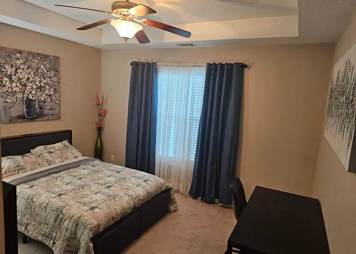 Cozy Private Room Near Everything
