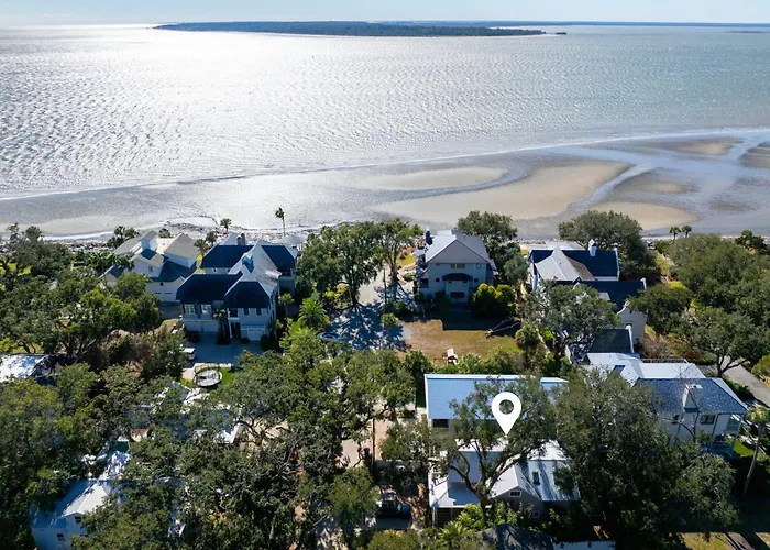 Luxury East Beach Cottage Steps To Beach Access - Twin Oaks St Simons Island