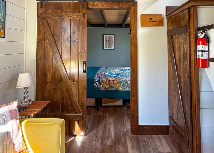 Tiny House On The Battenkill River