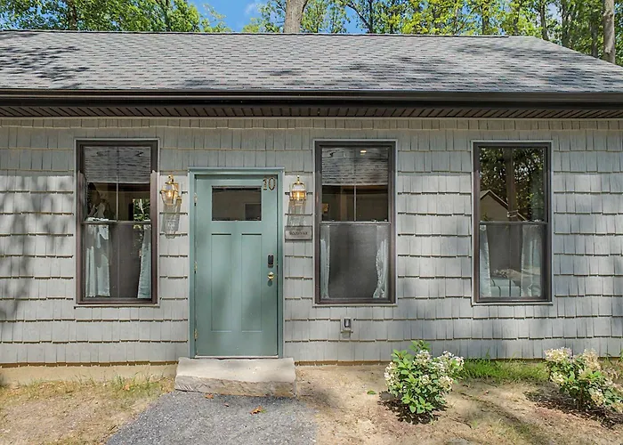 Woodsage - Upscale 2 Bedroom Villa At Petite Acres