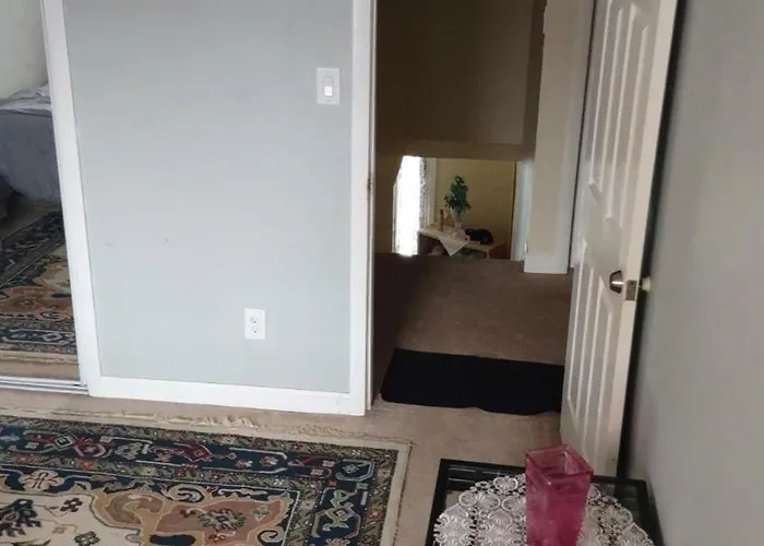 Bright Private Room
