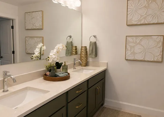 The Willow At Sofley Road - 3Br Boutique Townhome