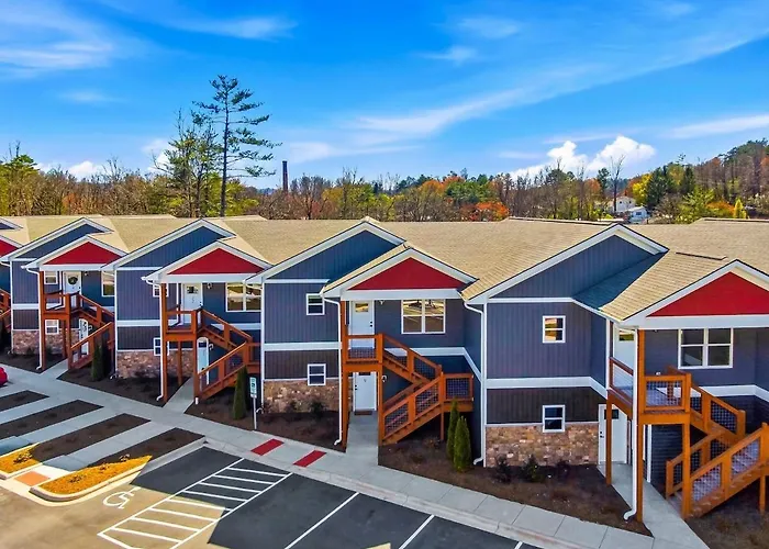 Condo In Downtown Brevard