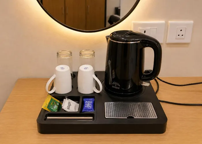Hotel Prime Ssv Suite Near Hitech City & Yashoda Hospitals Madhapur