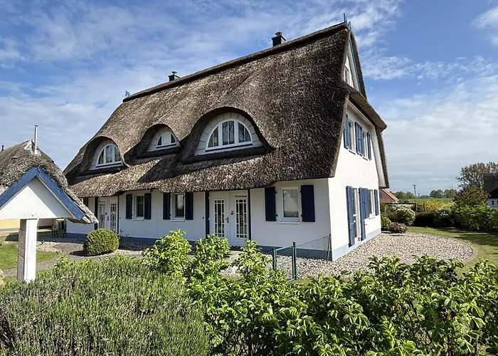 Kuestentraum "Urlaubstraeume Unter Reet"