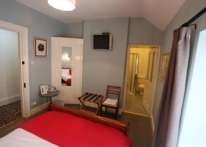 Rolling Wave Guesthouse