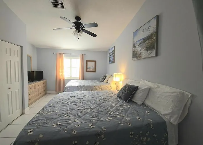 Del Mar Villa