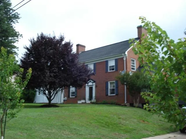 Home Sweet Home: Cozy Suite Near Liberty University