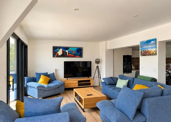 Superbe Villa A 200M De La Plage Tout Confort Avec Piscine Chauffee, Couverte Et Spa