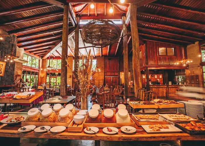 La Aldea De La Selva Lodge