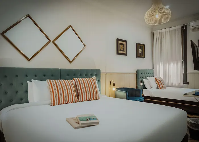 Cremorne Point Manor